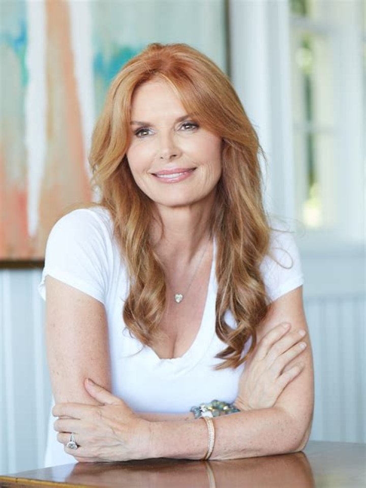 Is Roma Downey A Mother?