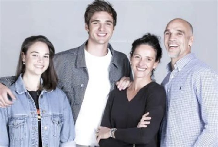Jacob Elordi's Siblings: A Look Into His Family