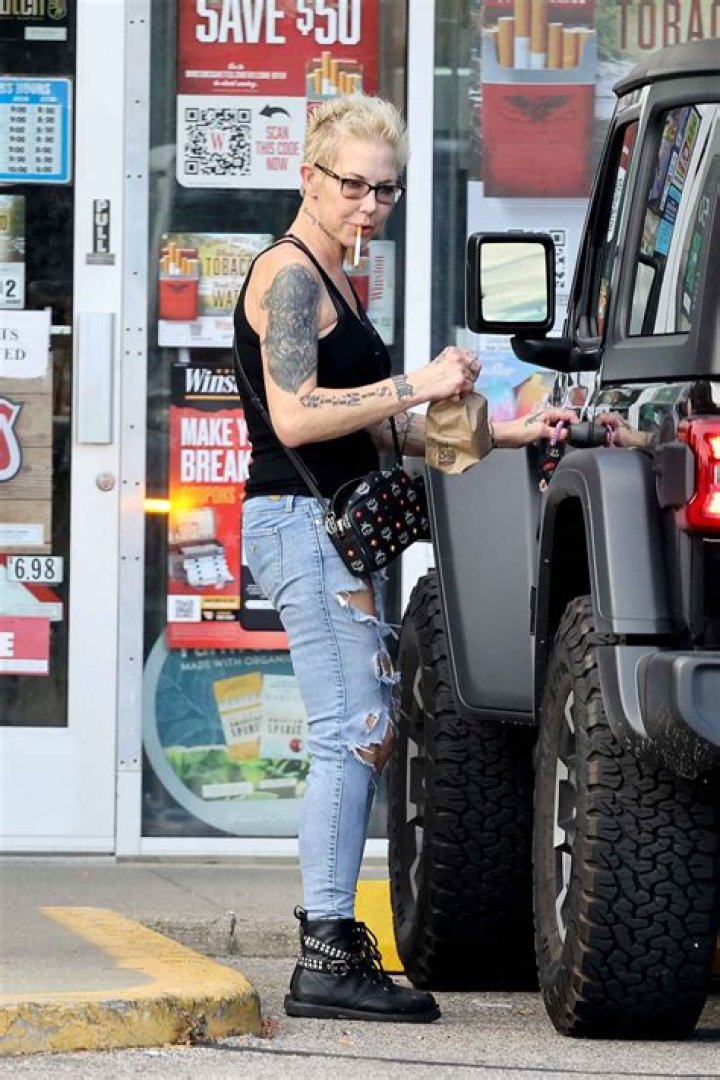 Unveiling The Parents Of Whitney Mathers: A Comprehensive Exploration